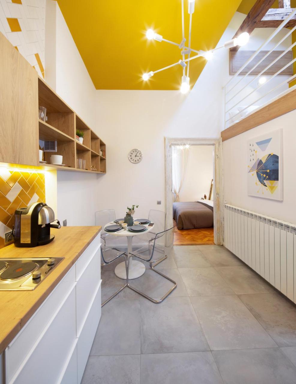 Yellow Apartment Cluj-Napoca Eksteriør bilde