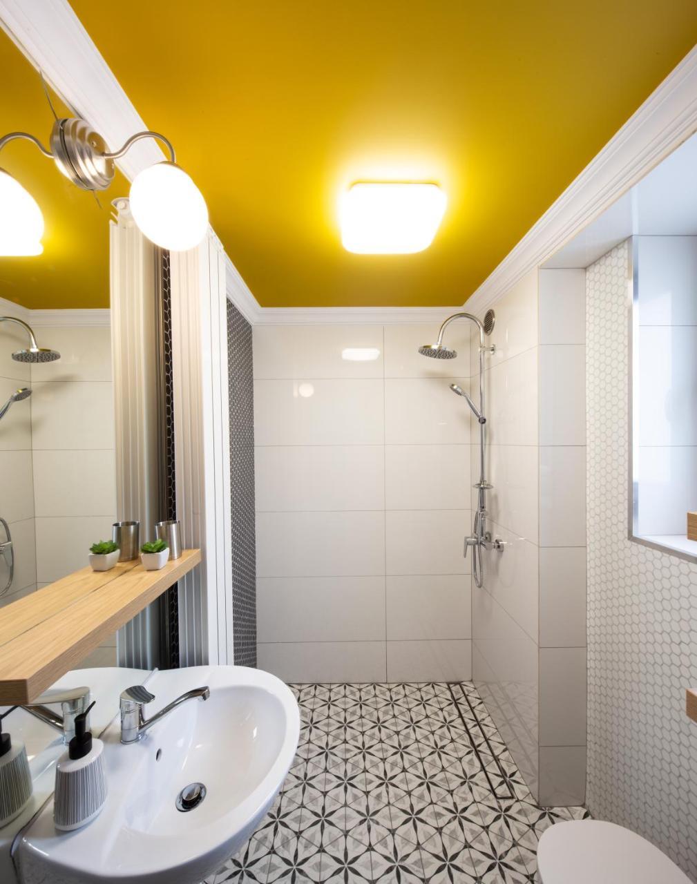 Yellow Apartment Cluj-Napoca Eksteriør bilde