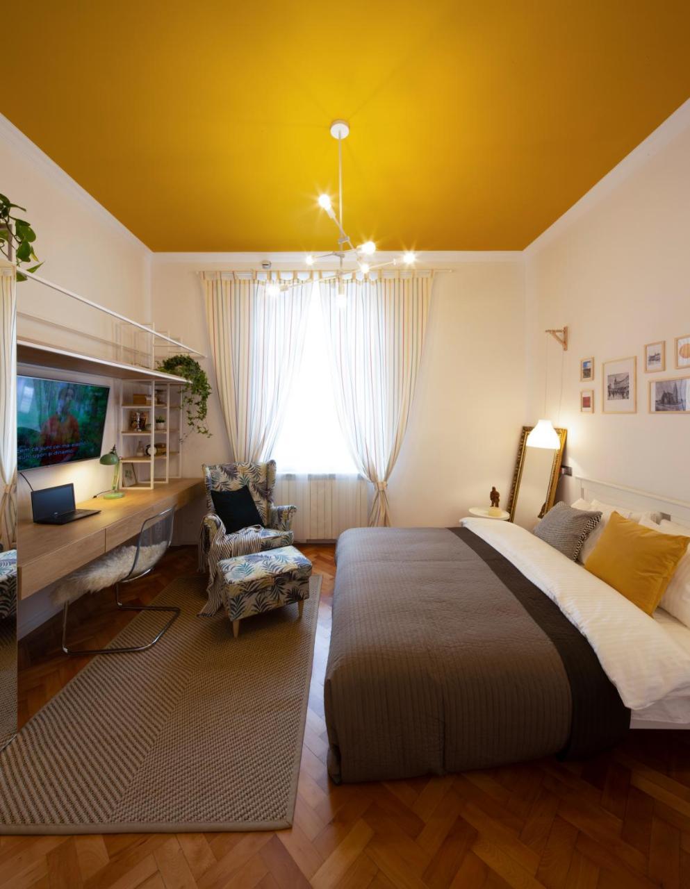 Yellow Apartment Cluj-Napoca Eksteriør bilde